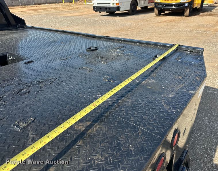 image for item EJ8846 2014 Ford F350 Super Duty flatbed pickup truck