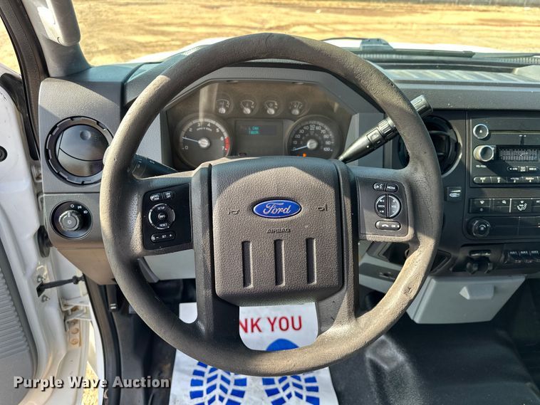 image for item EJ8846 2014 Ford F350 Super Duty flatbed pickup truck