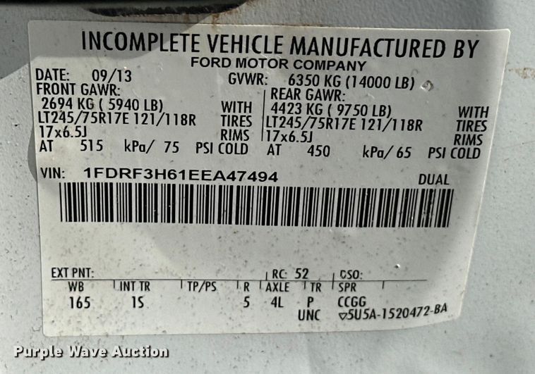 image for item EJ8846 2014 Ford F350 Super Duty flatbed pickup truck