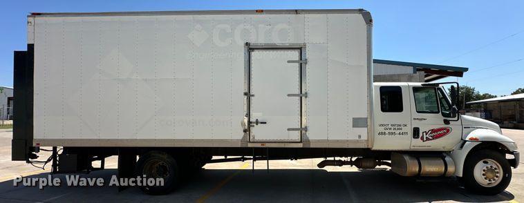 image for item EJ8855 2011 International  DuraStar 4400  box truck
