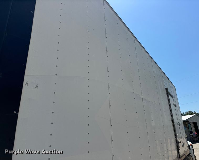 image for item EJ8855 2011 International  DuraStar 4400  box truck