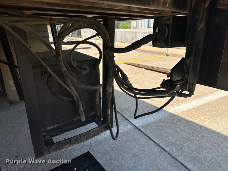 image for item EJ8855 2011 International  DuraStar 4400  box truck