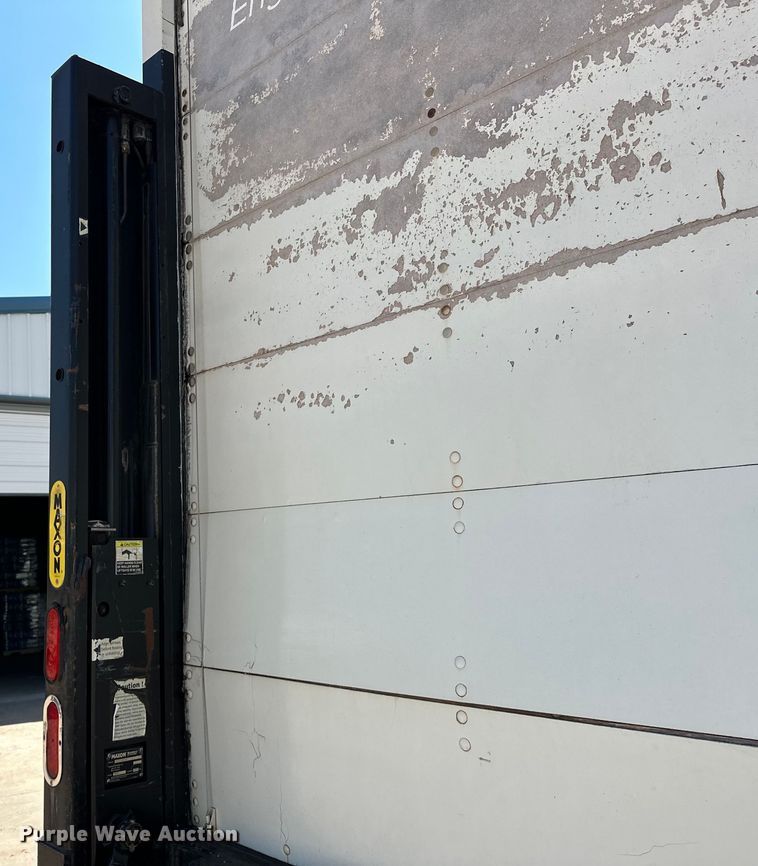 image for item EJ8855 2011 International  DuraStar 4400  box truck