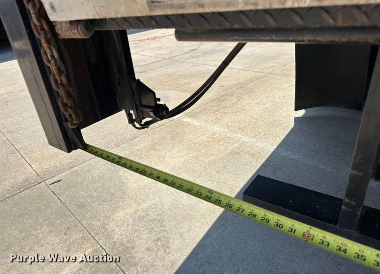 image for item EJ8855 2011 International  DuraStar 4400  box truck