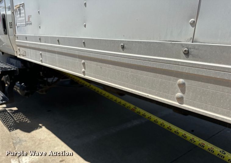 image for item EJ8855 2011 International  DuraStar 4400  box truck