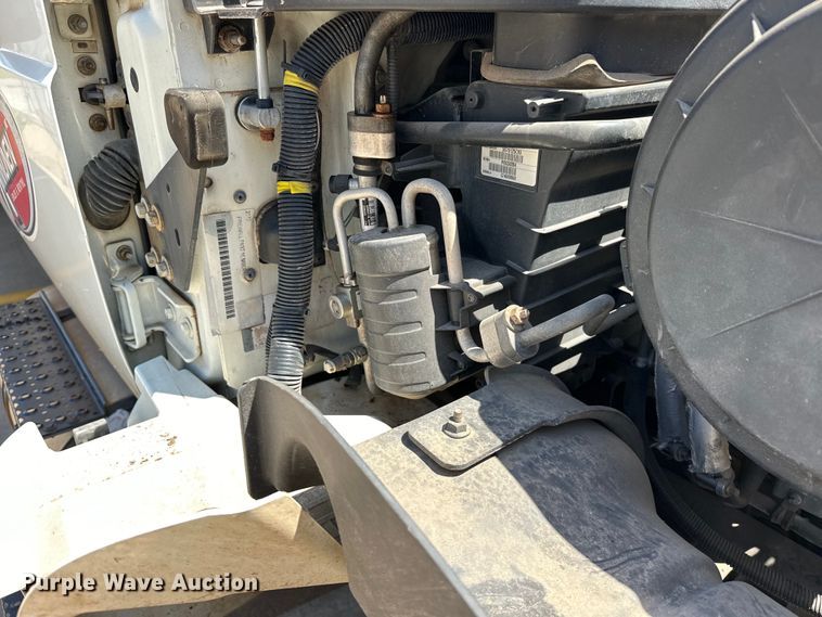 image for item EJ8855 2011 International  DuraStar 4400  box truck