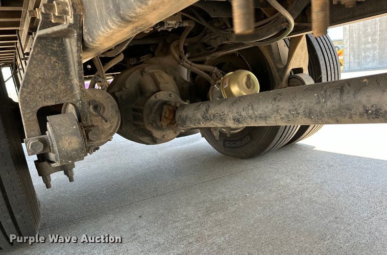 image for item EJ8855 2011 International  DuraStar 4400  box truck