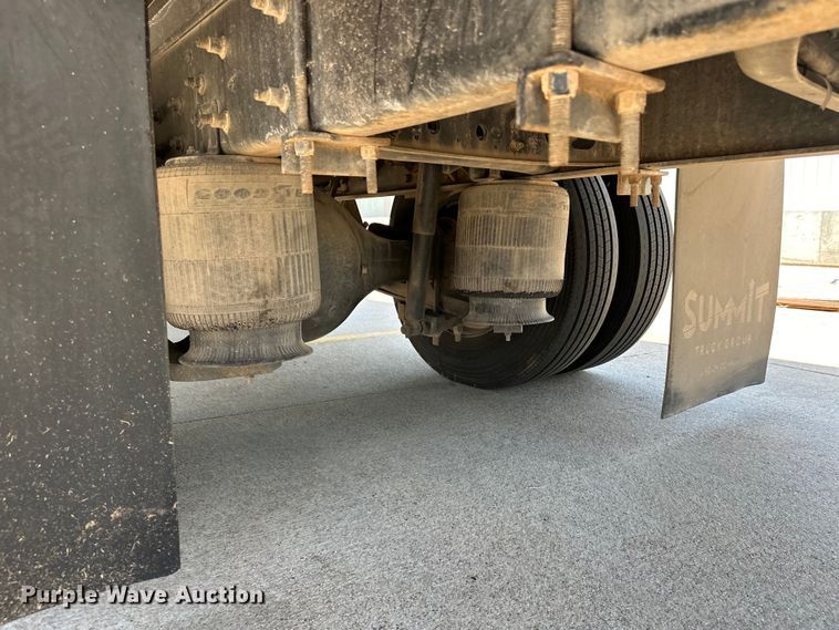 image for item EJ8855 2011 International  DuraStar 4400  box truck