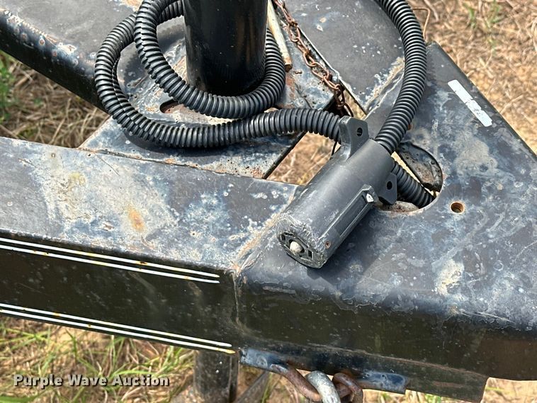 image for item EJ8866 2018 Tiger  8320T utility trailer