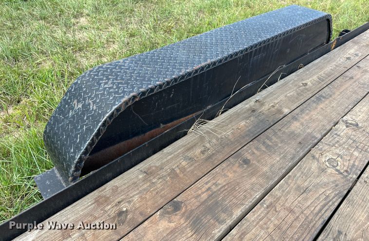 image for item EJ8866 2018 Tiger  8320T utility trailer