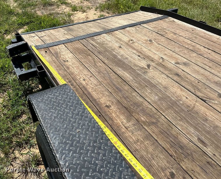 image for item EJ8866 2018 Tiger  8320T utility trailer