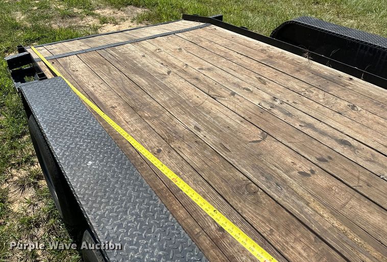 image for item EJ8866 2018 Tiger  8320T utility trailer