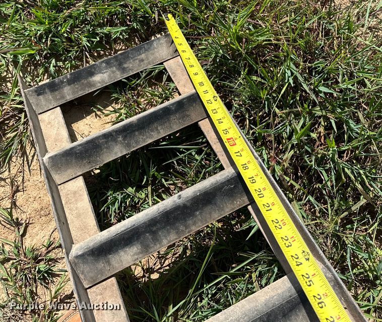 image for item EJ8866 2018 Tiger  8320T utility trailer