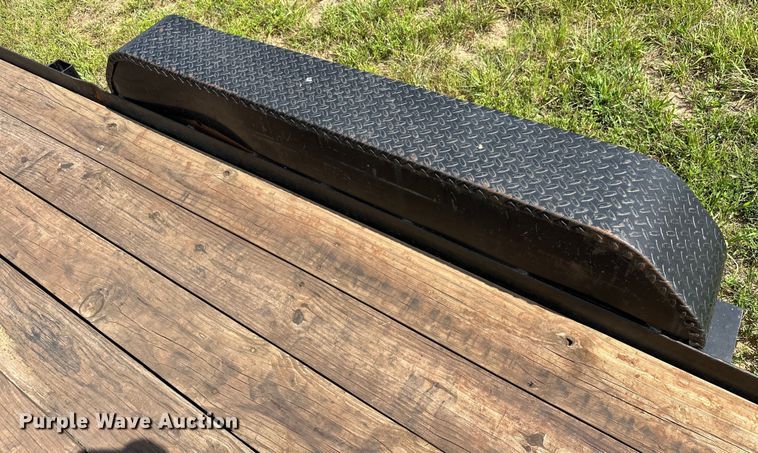 image for item EJ8866 2018 Tiger  8320T utility trailer