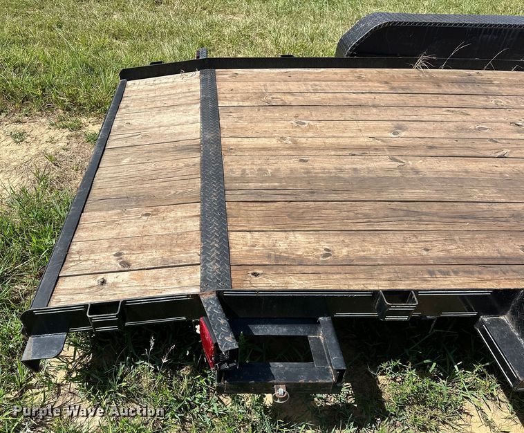 image for item EJ8866 2018 Tiger  8320T utility trailer