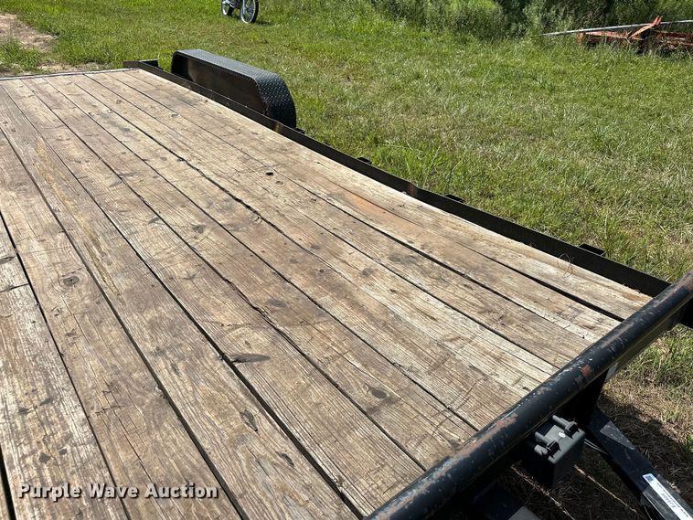 image for item EJ8866 2018 Tiger  8320T utility trailer