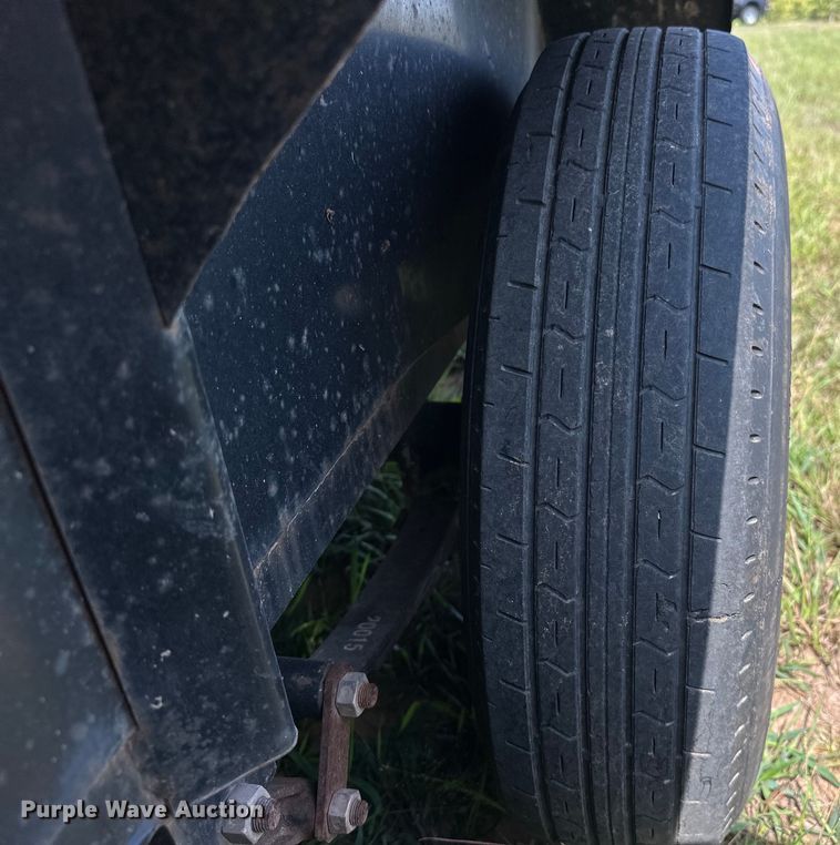 image for item EJ8866 2018 Tiger  8320T utility trailer