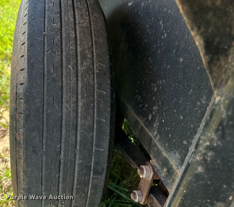 image for item EJ8866 2018 Tiger  8320T utility trailer