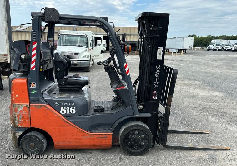 image for item EJ8867 2009 Toyota  8FGCU25 forklift