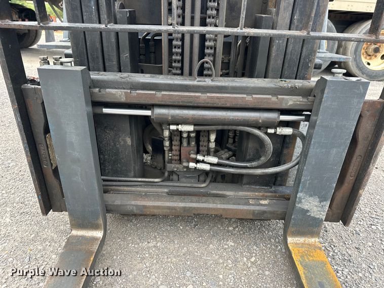 image for item EJ8867 2009 Toyota  8FGCU25 forklift