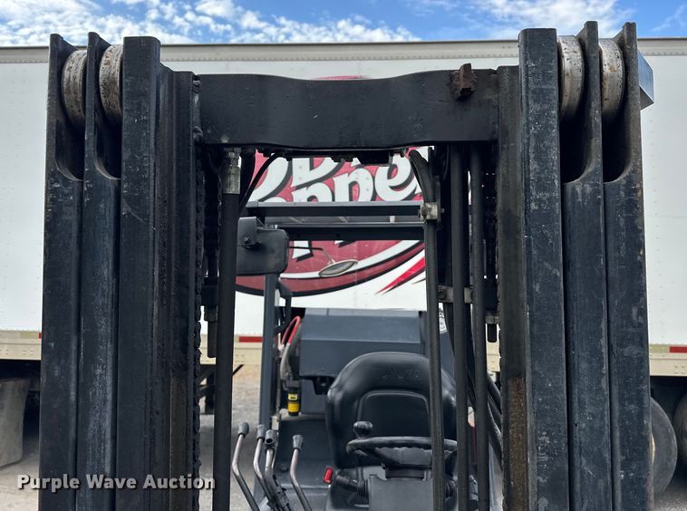 image for item EJ8867 2009 Toyota  8FGCU25 forklift