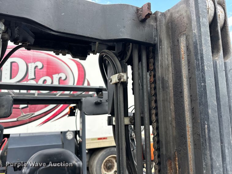 image for item EJ8867 2009 Toyota  8FGCU25 forklift