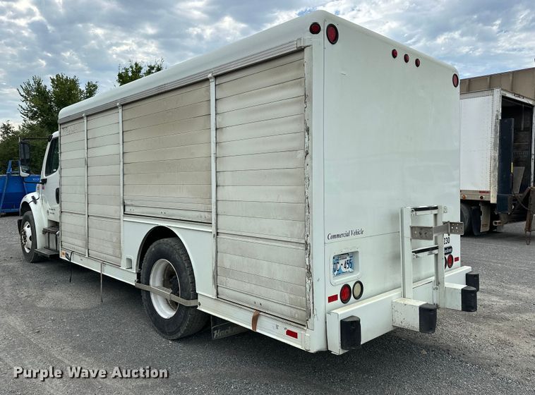 image for item EJ8868 2013 Freightliner  M2 delivery truck