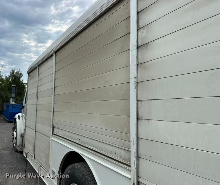 image for item EJ8868 2013 Freightliner  M2 delivery truck