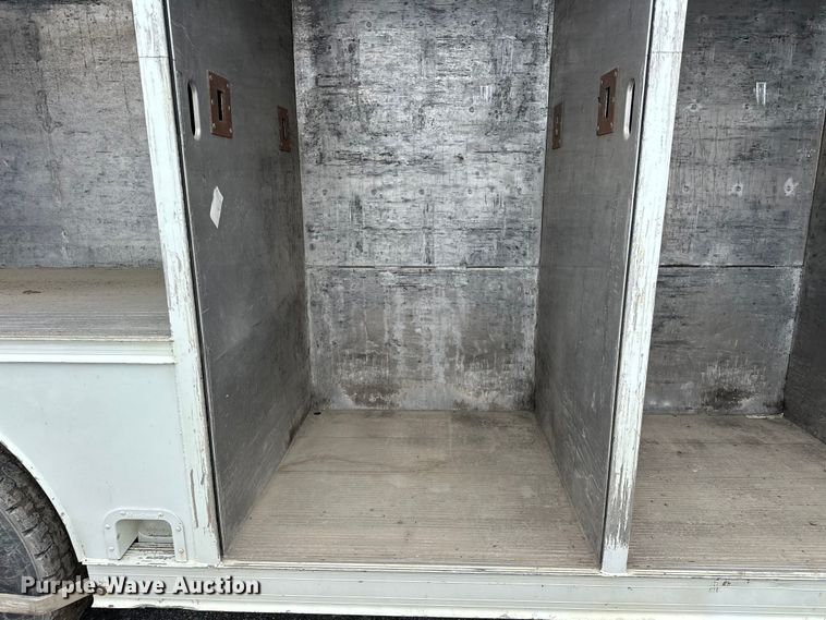 image for item EJ8868 2013 Freightliner  M2 delivery truck