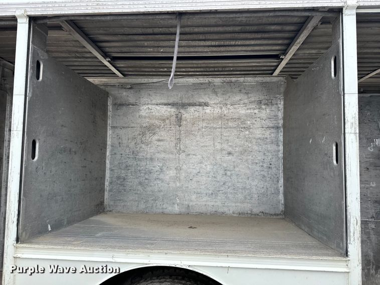 image for item EJ8868 2013 Freightliner  M2 delivery truck