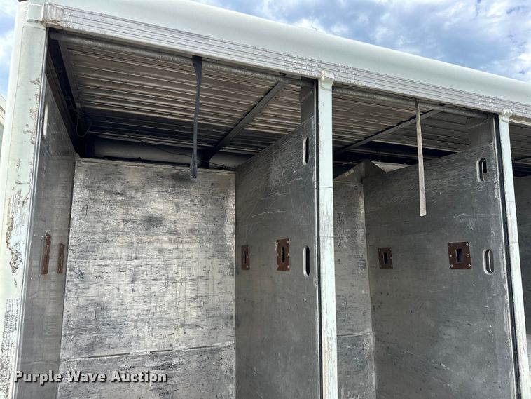 image for item EJ8868 2013 Freightliner  M2 delivery truck