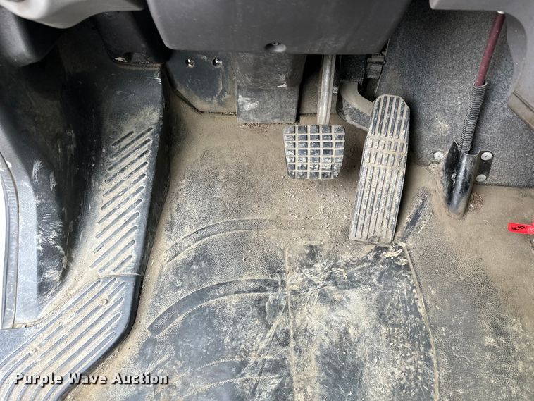 image for item EJ8868 2013 Freightliner  M2 delivery truck