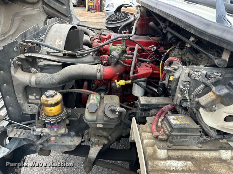 image for item EJ8868 2013 Freightliner  M2 delivery truck