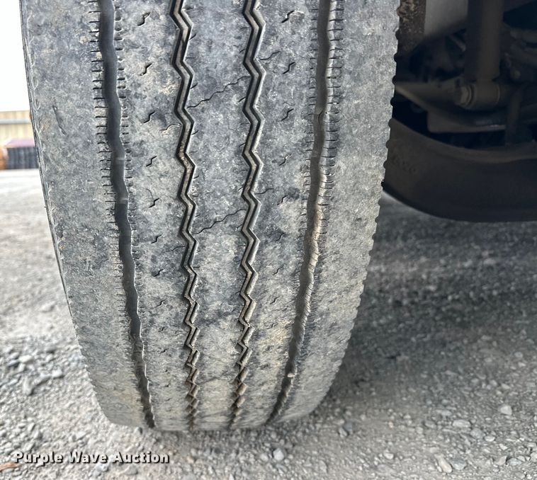 image for item EJ8868 2013 Freightliner  M2 delivery truck