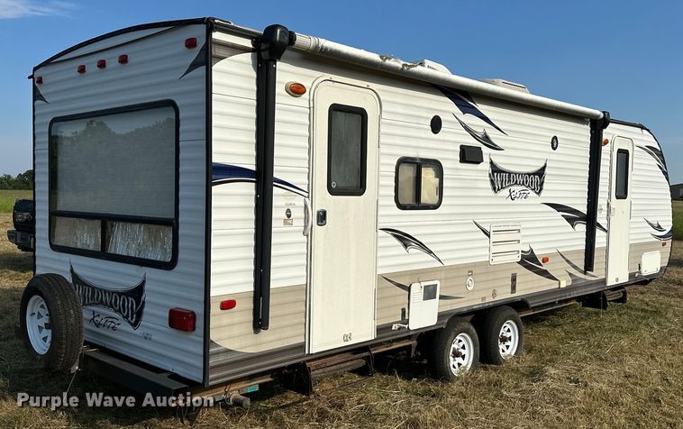 image for item EJ8905 2014 Wildwood   Forrest River X-Lite camper