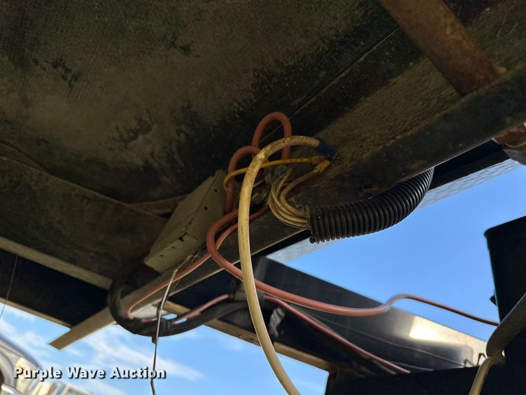 image for item EJ8905 2014 Wildwood   Forrest River X-Lite camper