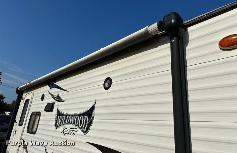 image for item EJ8905 2014 Wildwood   Forrest River X-Lite camper