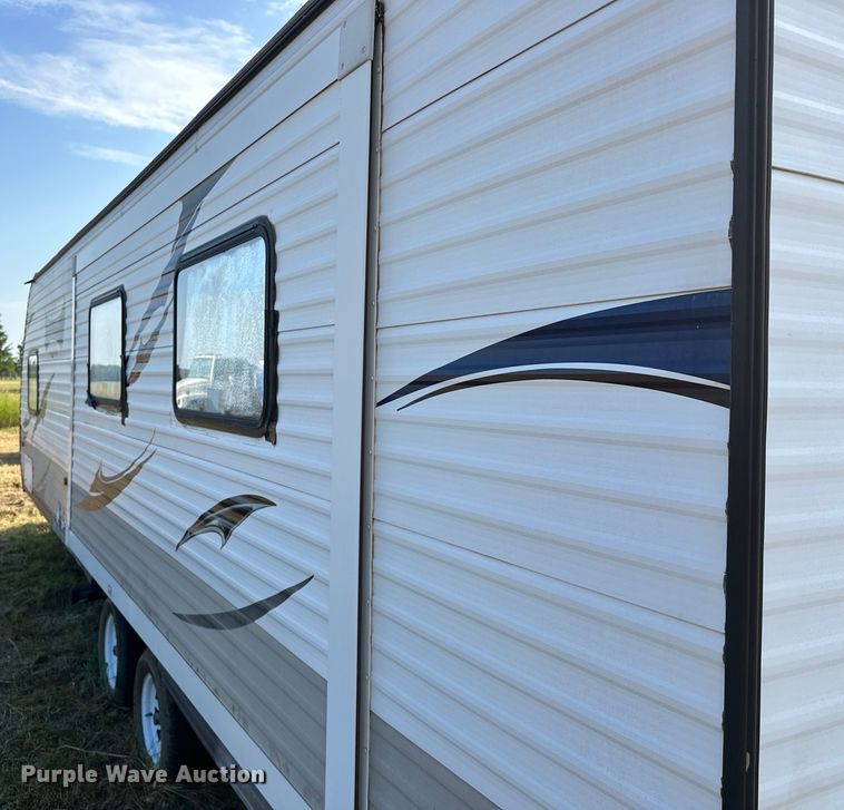 image for item EJ8905 2014 Wildwood   Forrest River X-Lite camper