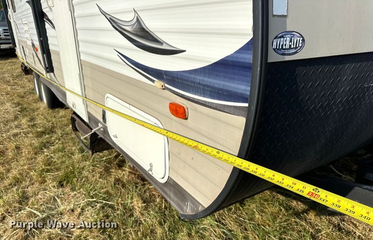 image for item EJ8905 2014 Wildwood   Forrest River X-Lite camper