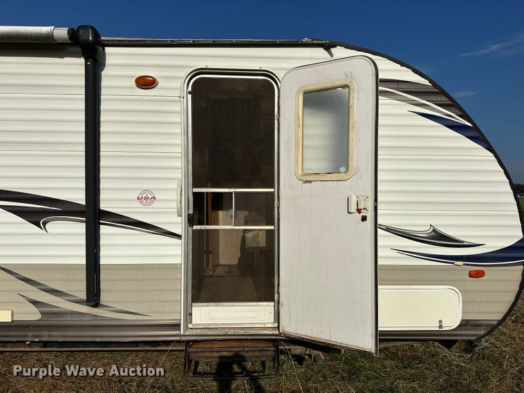 image for item EJ8905 2014 Wildwood   Forrest River X-Lite camper