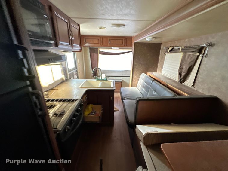 image for item EJ8905 2014 Wildwood   Forrest River X-Lite camper