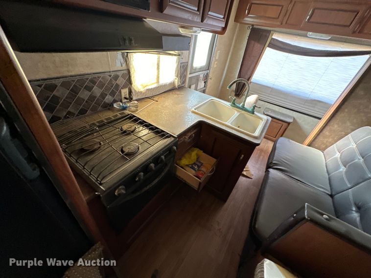 image for item EJ8905 2014 Wildwood   Forrest River X-Lite camper