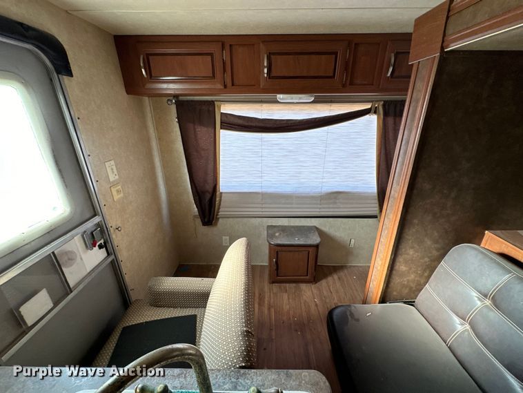 image for item EJ8905 2014 Wildwood   Forrest River X-Lite camper