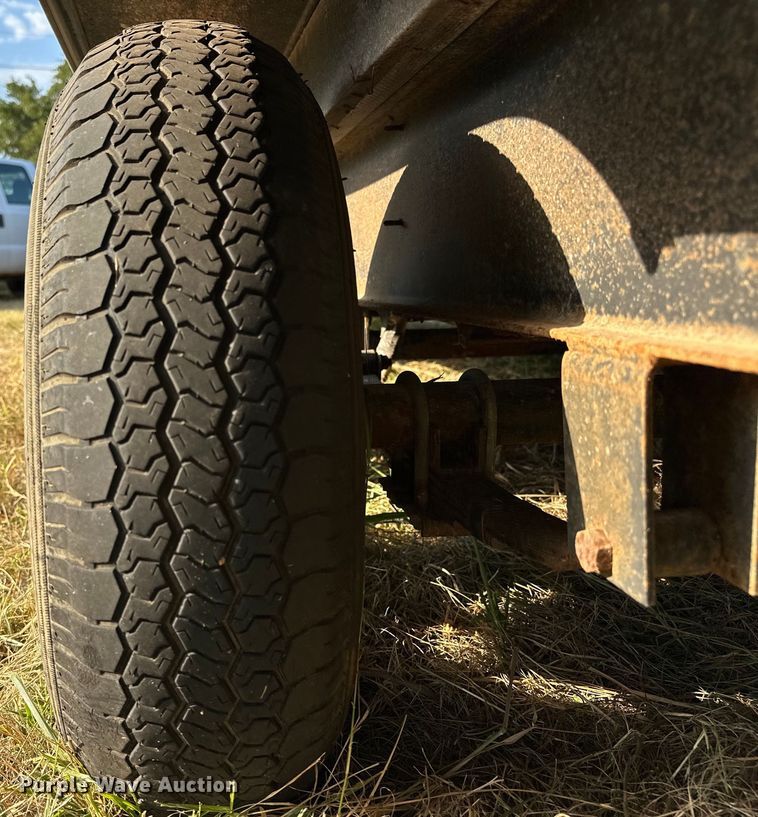 image for item EJ8905 2014 Wildwood   Forrest River X-Lite camper