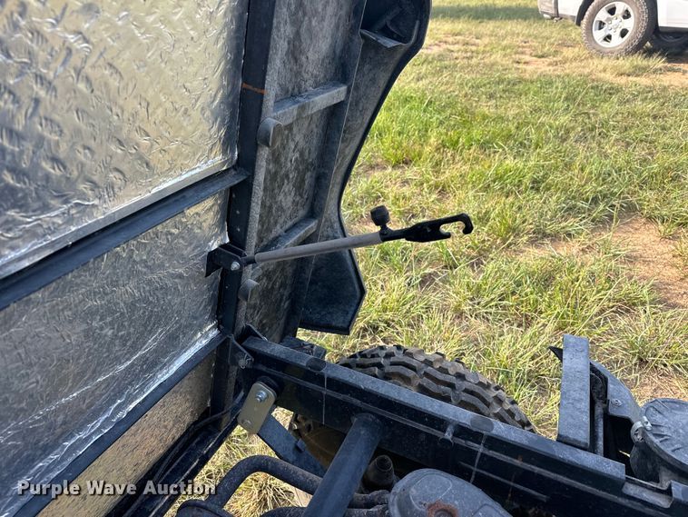 image for item EJ8907 2022 Kawasaki  Mule 4010 utility vehicle