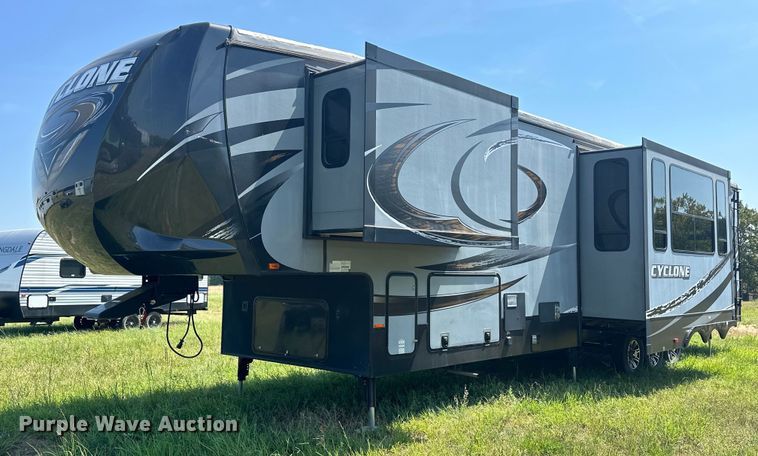 image for item EJ8911 2014 Heartland  4100 Cyclone  toy hauler camper