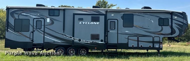 image for item EJ8911 2014 Heartland  4100 Cyclone  toy hauler camper