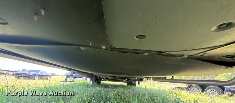 image for item EJ8911 2014 Heartland  4100 Cyclone  toy hauler camper