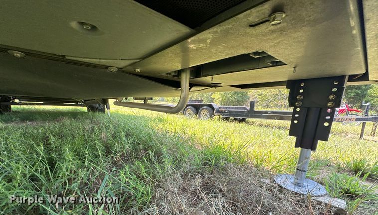 image for item EJ8911 2014 Heartland  4100 Cyclone  toy hauler camper