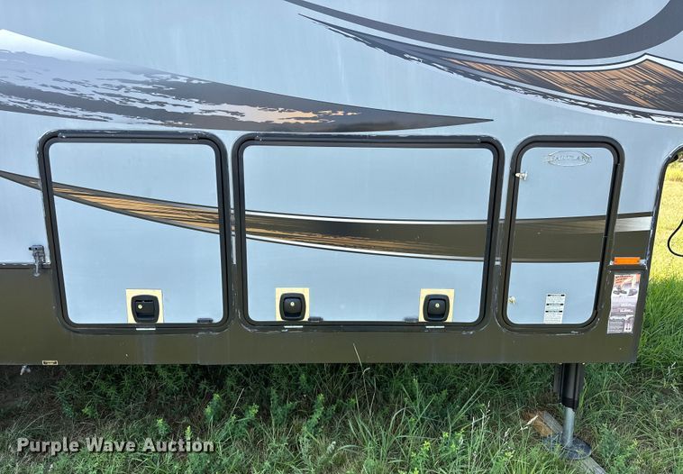 image for item EJ8911 2014 Heartland  4100 Cyclone  toy hauler camper